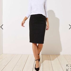 DOTTED KNIT PULL ON PENCIL SKIRT